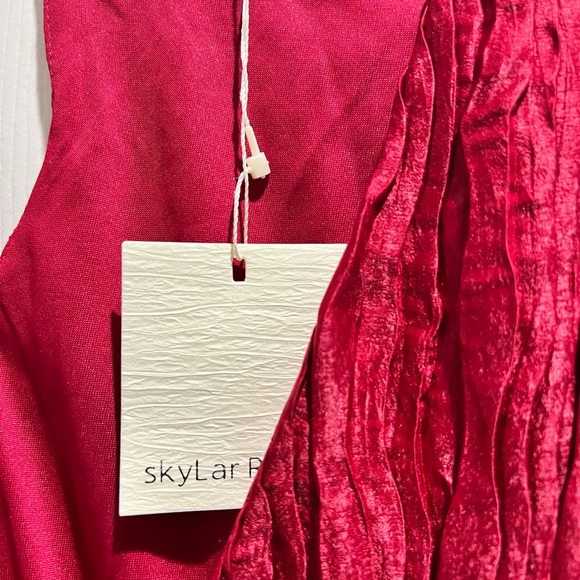 Red Billowy Bodysuit - Picture 3 of 5